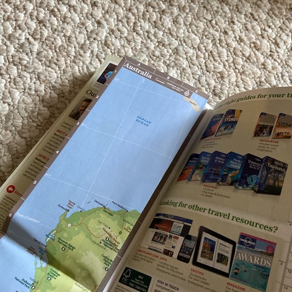 Lonely Planet Discover Australia experience the best of Australia travel guide - Picture 3 of 5